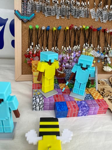 Mô hình giá treo giáp minecraft 4