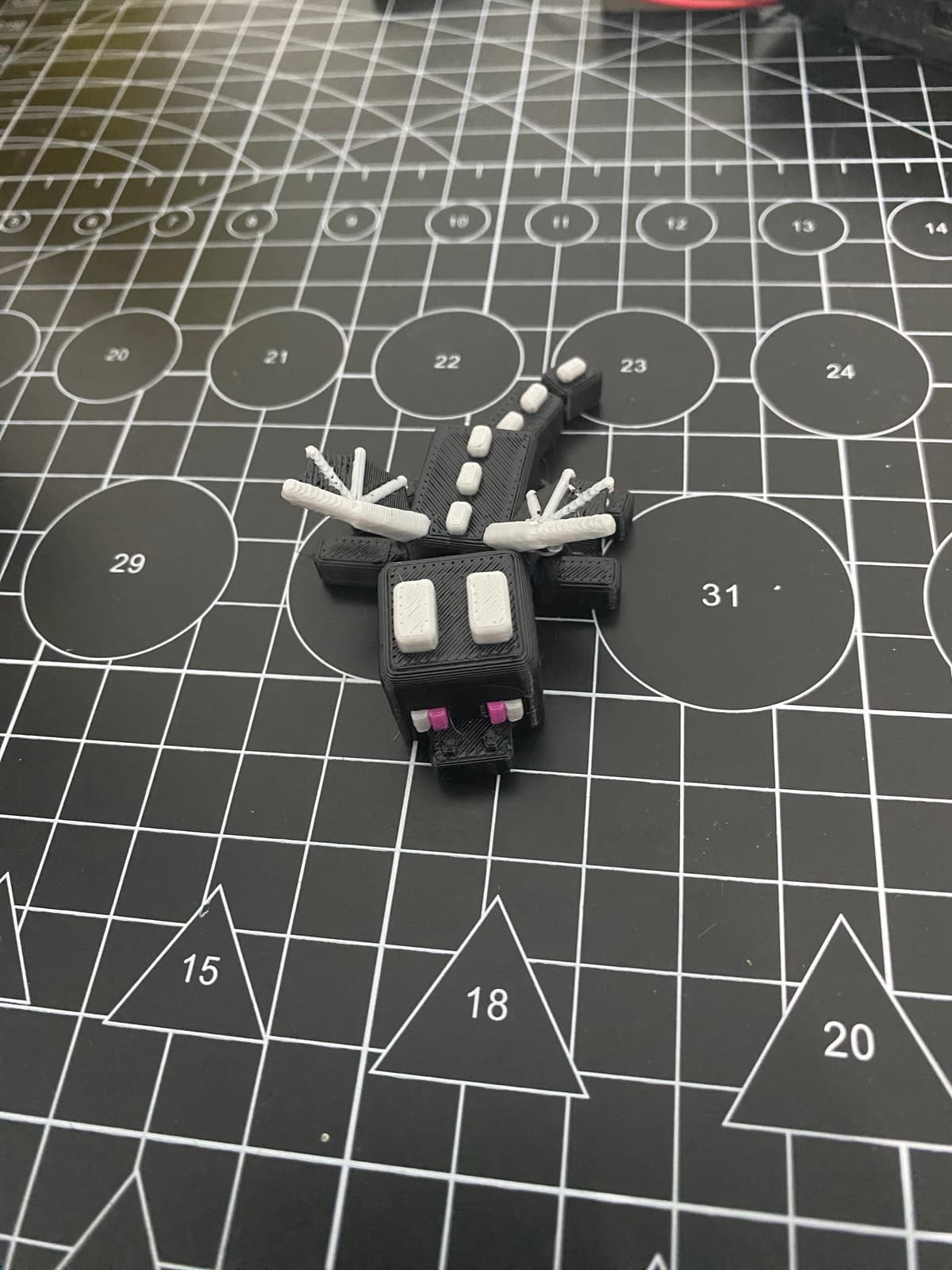 mô hình chibi rồng ender