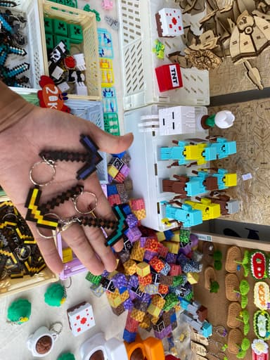 Pickaxe vàng, kc, nether minecraft 3