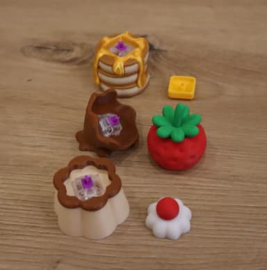 Clicker - Chocolate Strawberry 3