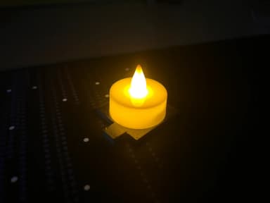 Mincraft Lantern - YELLOW - PIN TIỂU MINI 5
